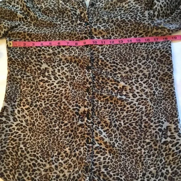 Sheer Cheetah Print With Lace Button Front Top Size M - Picture 3 of 9